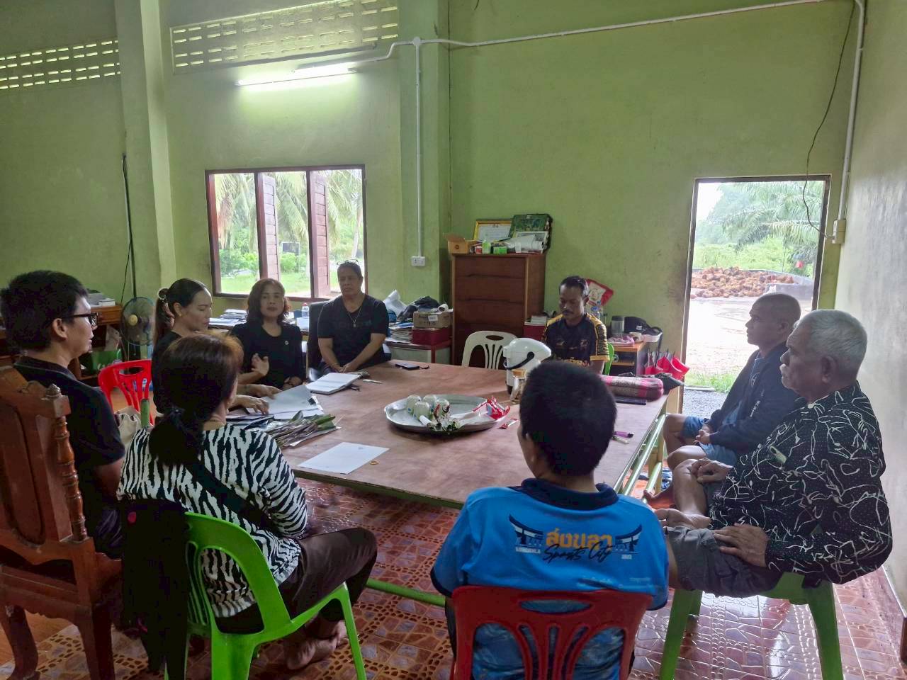 พช.ควนเนียง จัดประชุมขับเคลื่อนกองทุนแม่ของแผ่นดินบ้านท่าหยี