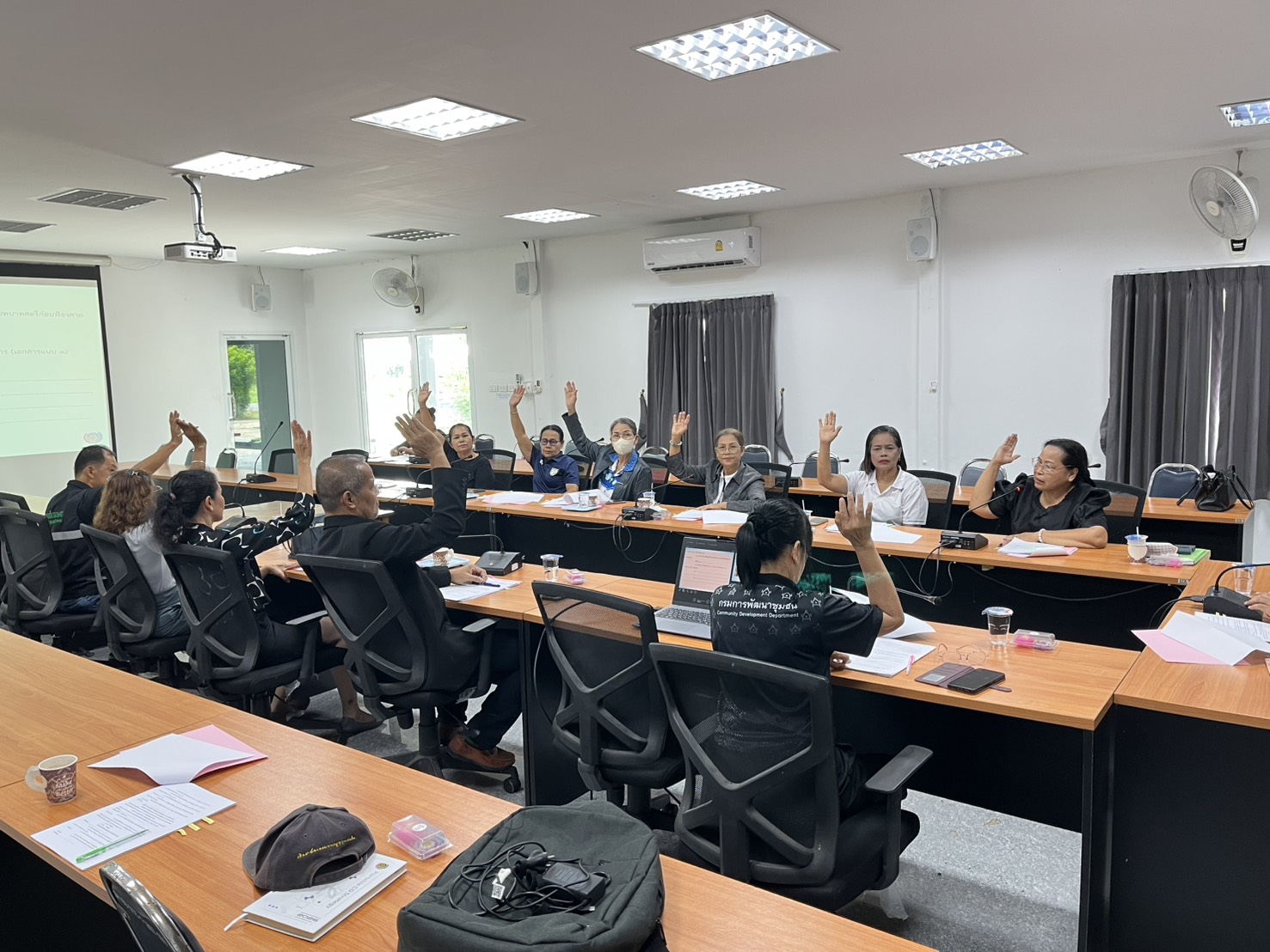 พช.ควนเนียง ประชุมคณะอนุกรรมการกลั่นกรองและติดตามการดำเนินงานกองทุนพัฒนาบทบาทสตรี อำเภอ ครั้งที่ 3/2569