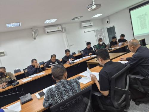 พช.ควนเนียง เข้าร่วมประชุม ก.บ.อ. ขับเคลื่อนสวัสดิการแห่งรัฐ เร่งช่วยเหลือกลุ่มตกหล่นเข้าถึงสิทธิ